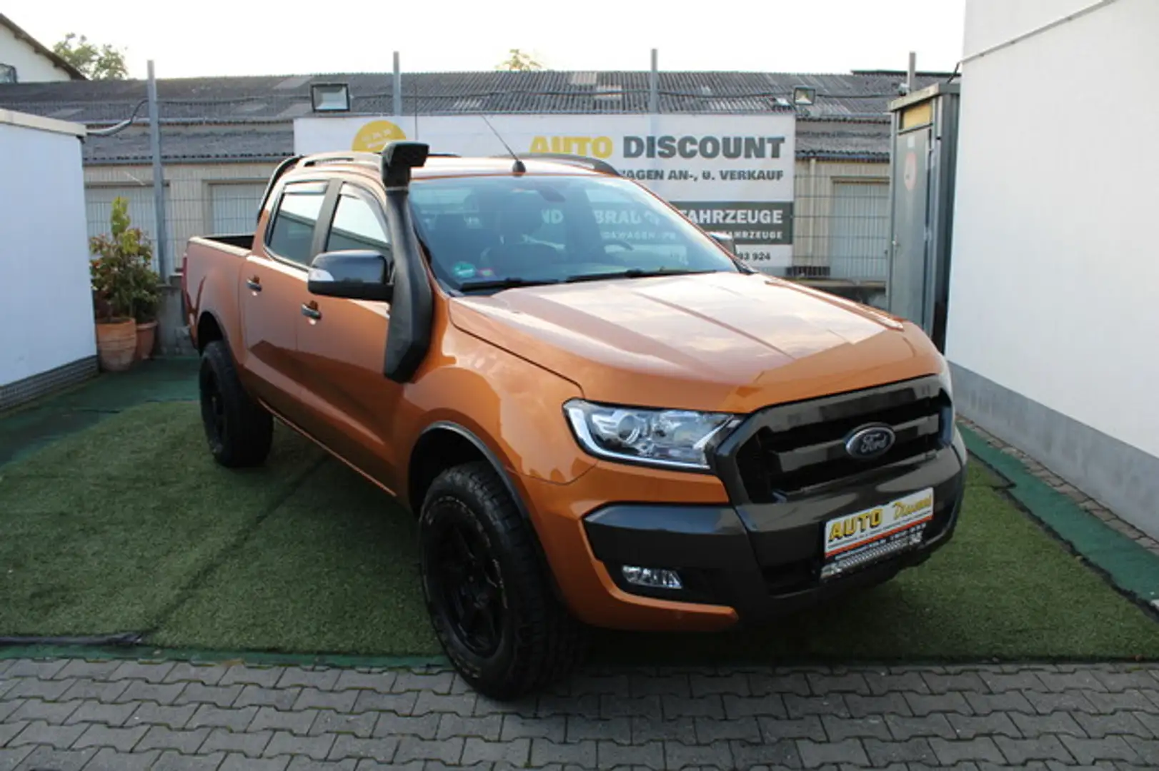 Ford Ranger 2.2 Wildtrak DoKa 4x4 TOP*VOLL*nur92Tkm Orange - 1