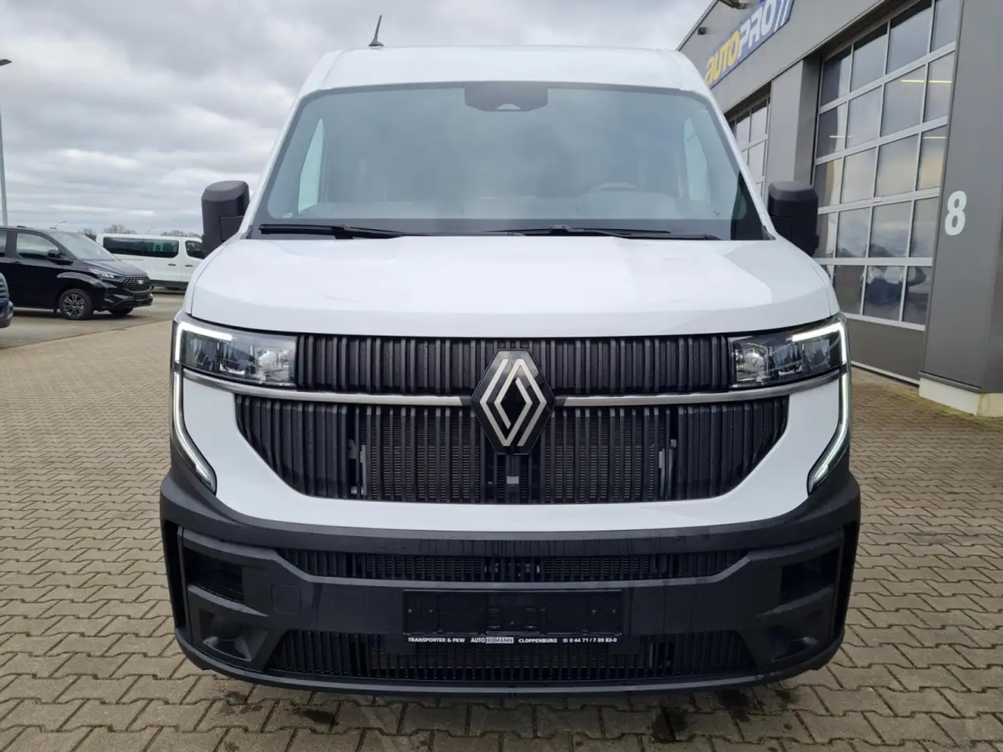 Renault Master 3,5t Kasten Doka dCi 130 L3H2 Klima Weiß - 2
