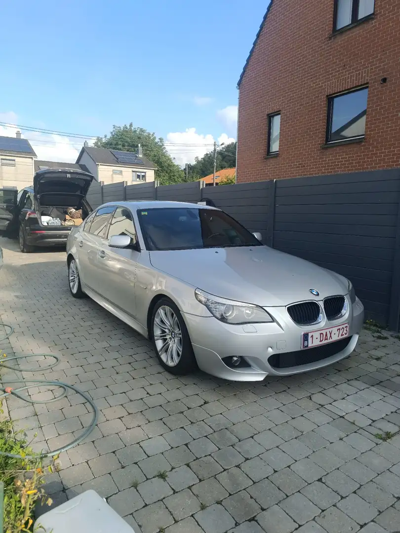 BMW 520 520 d Pack M sans CT Argent - 2