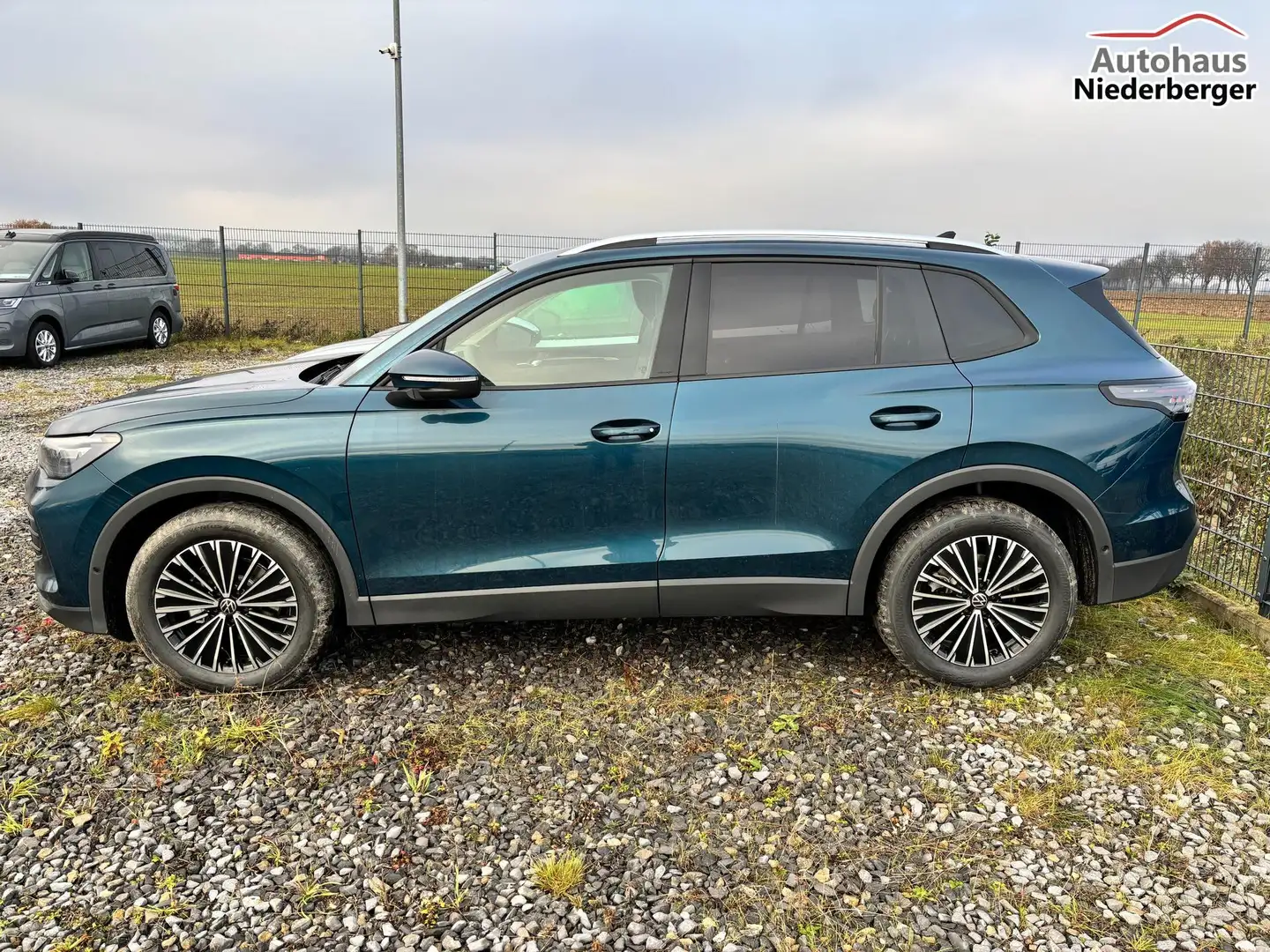 Volkswagen Tiguan LIFE 1.5 eTSI 150PS DSG, Blau-Metallic, 18" Alu... Blau - 2