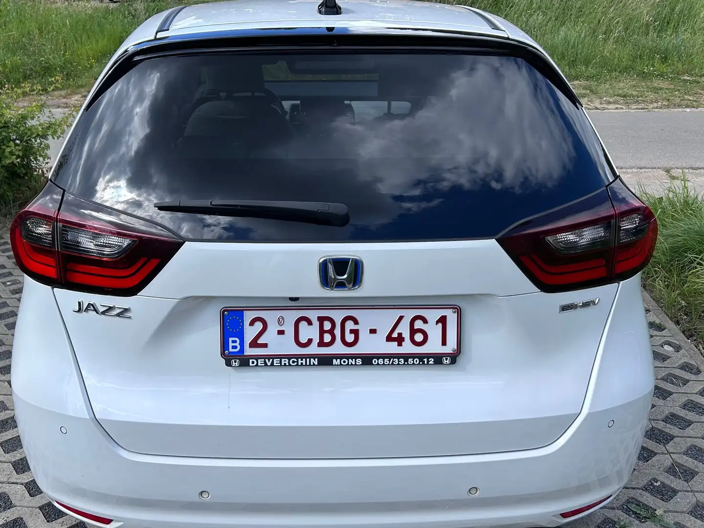 Honda Jazz Hybrid Executive Wit - 2