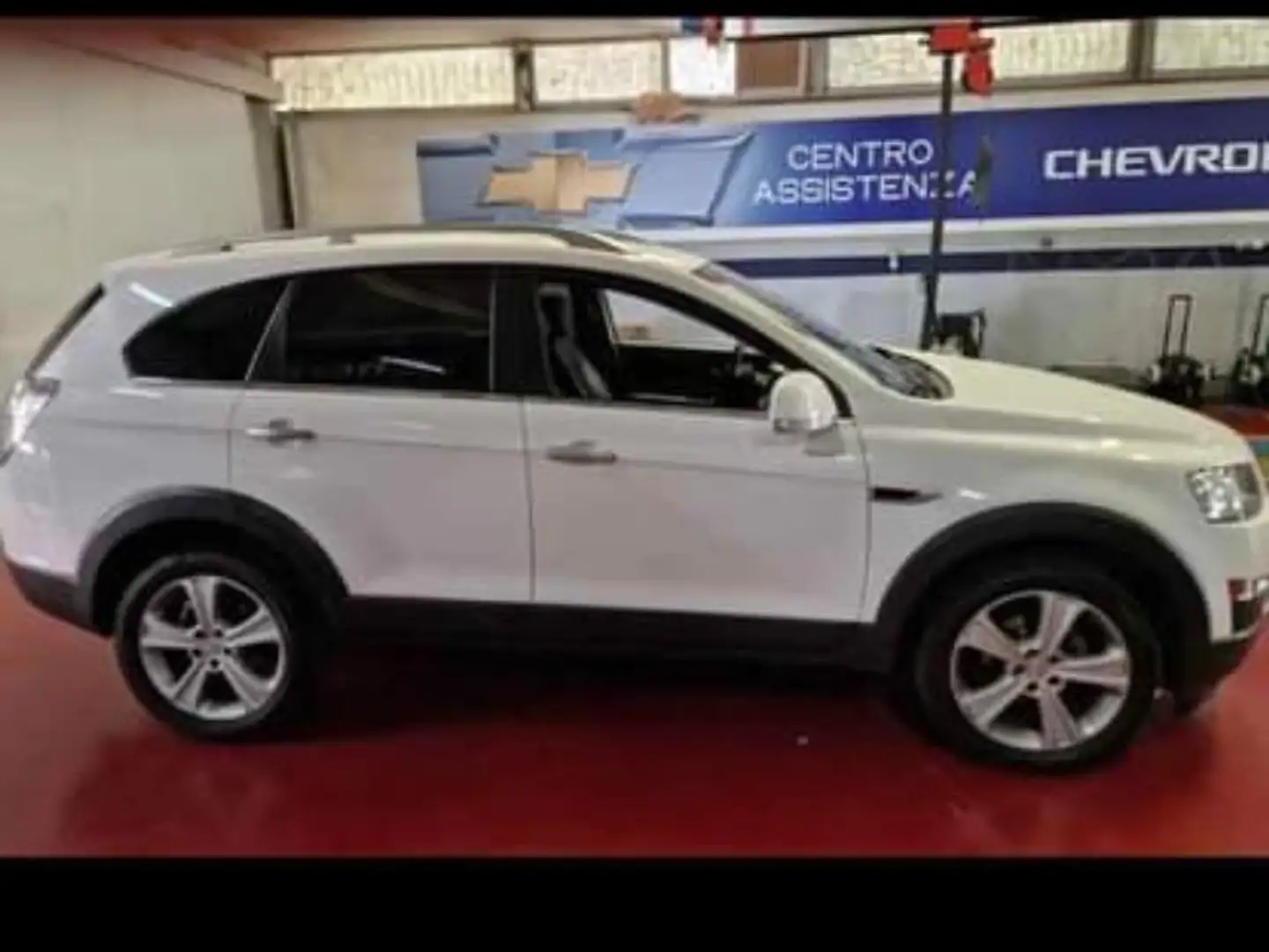 Chevrolet Captiva LTZ 4x4 185cv White - 1