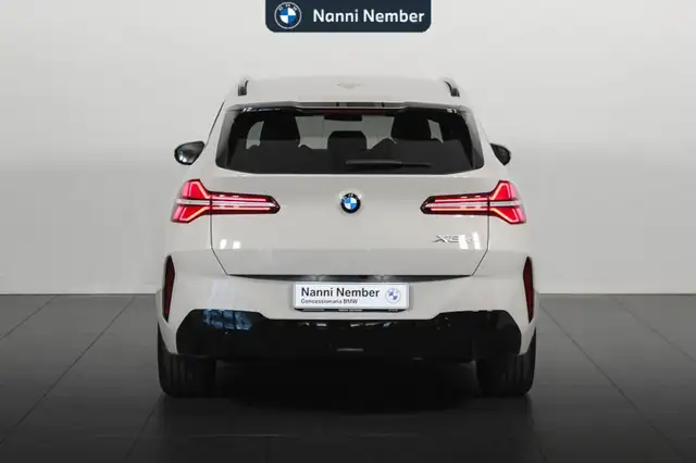 BMW X3 view 4