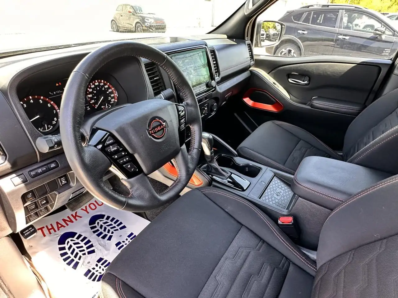 Nissan Frontier снимка Nissan Frontier