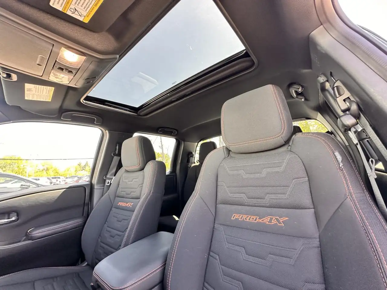 Nissan Frontier снимка Nissan Frontier