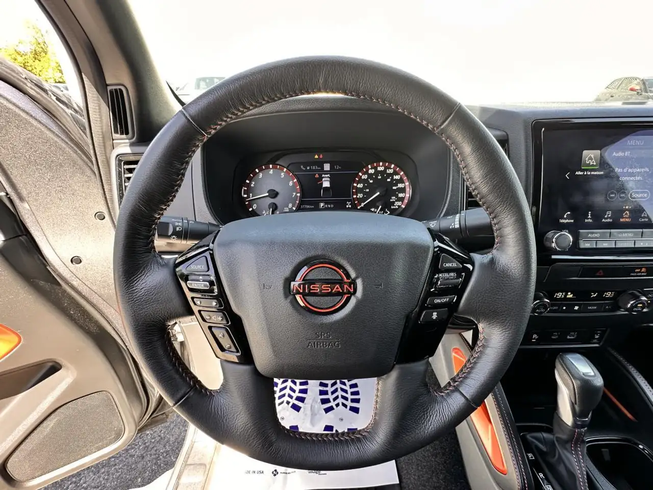Nissan Frontier снимка Nissan Frontier
