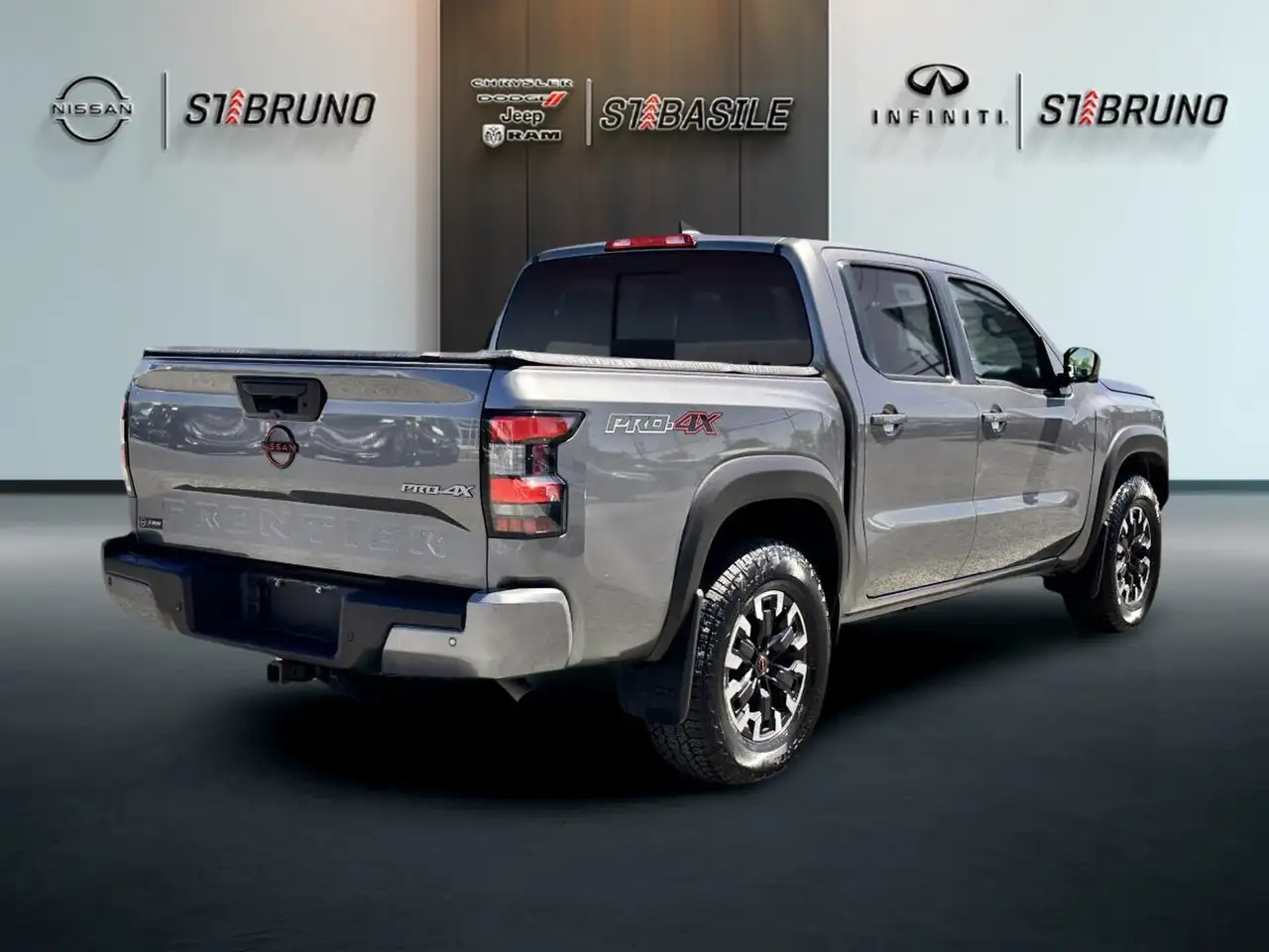 Nissan Frontier снимка Nissan Frontier