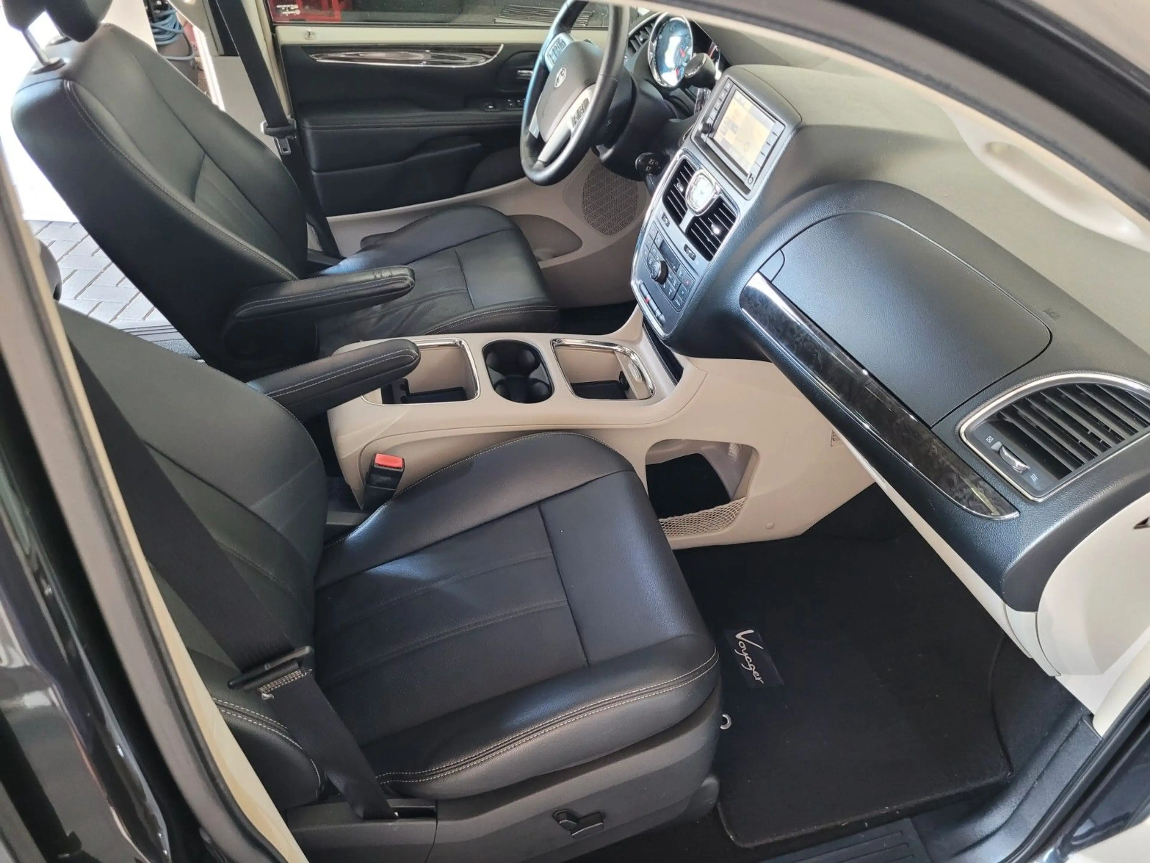 Lancia Voyager Gold*XENON*LEDER*NAVI*EL.SCHIEBTÜREN — photo 13