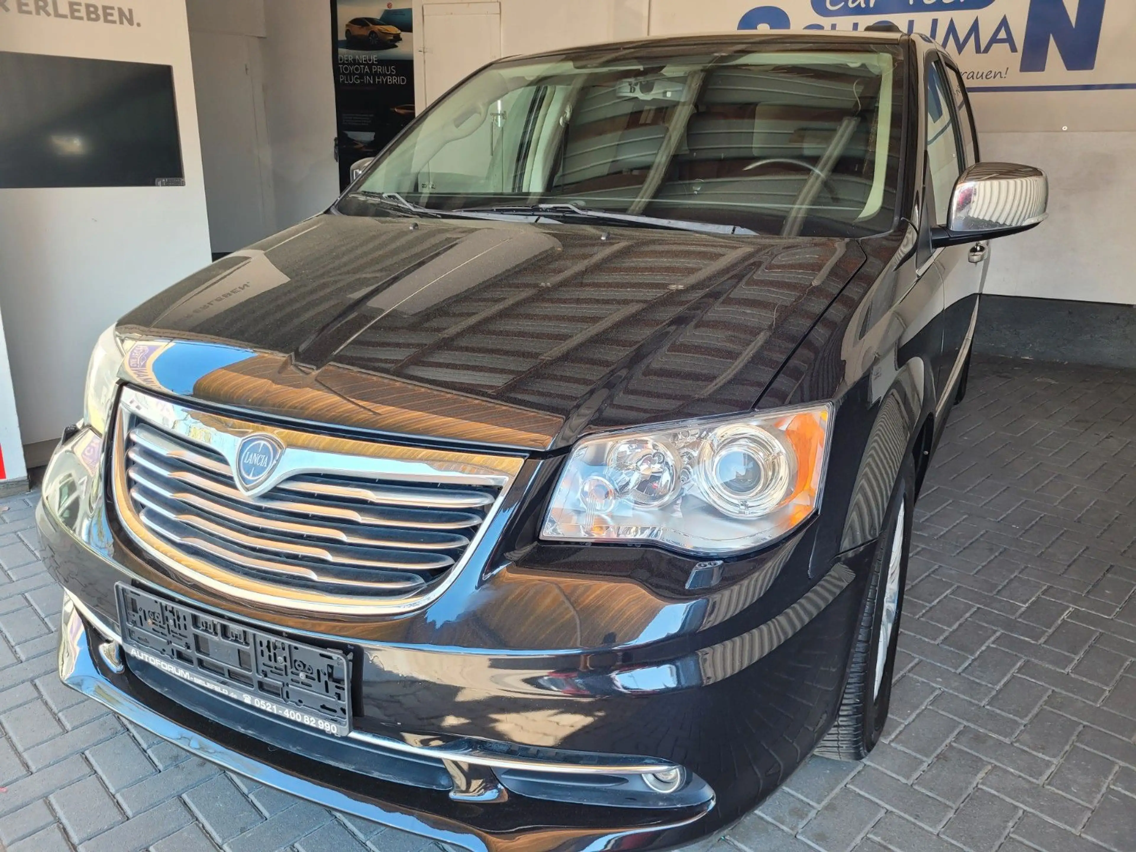 Lancia Voyager Gold*XENON*LEDER*NAVI*EL.SCHIEBTÜREN — photo 2