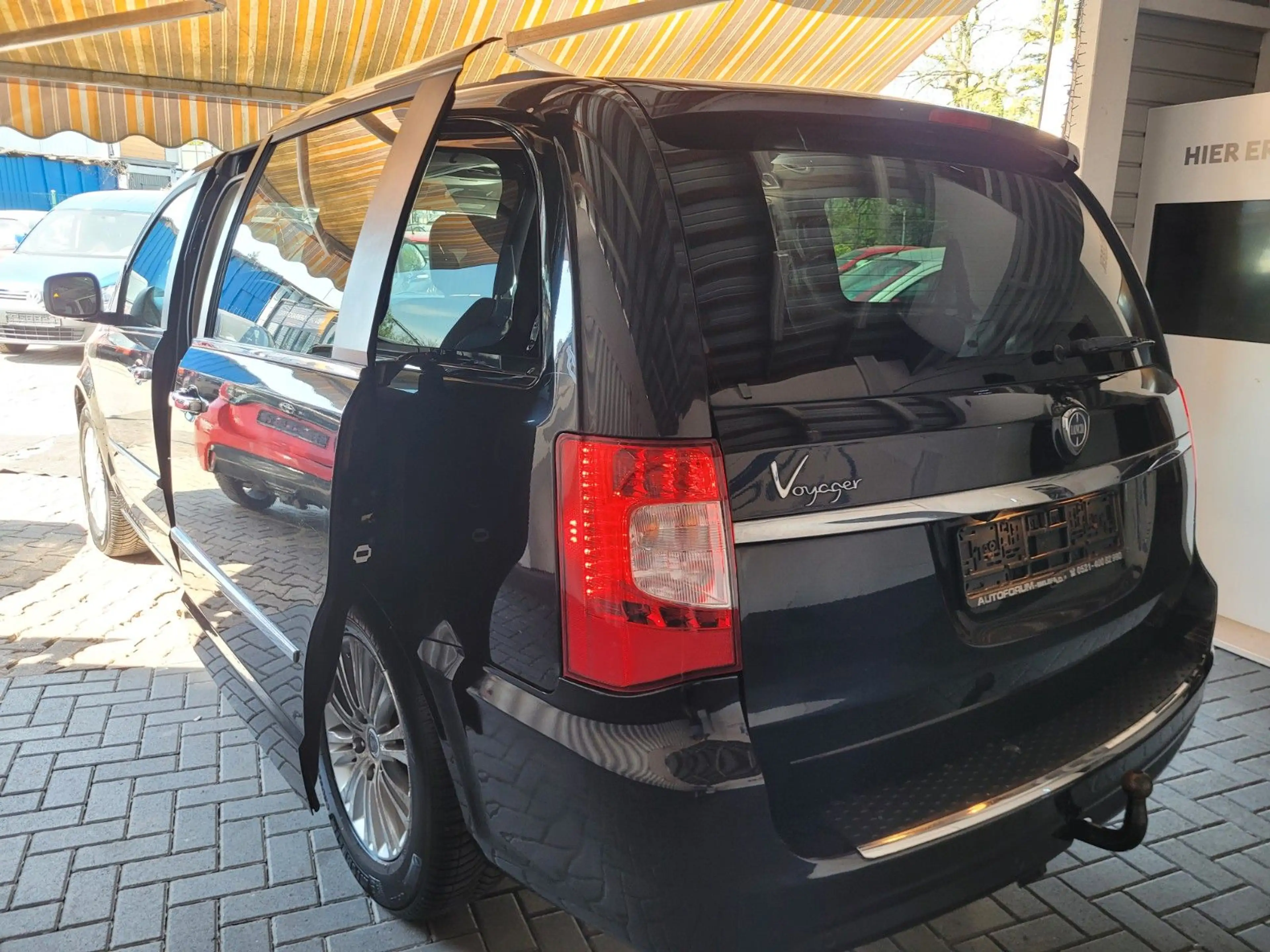 Lancia Voyager Gold*XENON*LEDER*NAVI*EL.SCHIEBTÜREN — photo 10