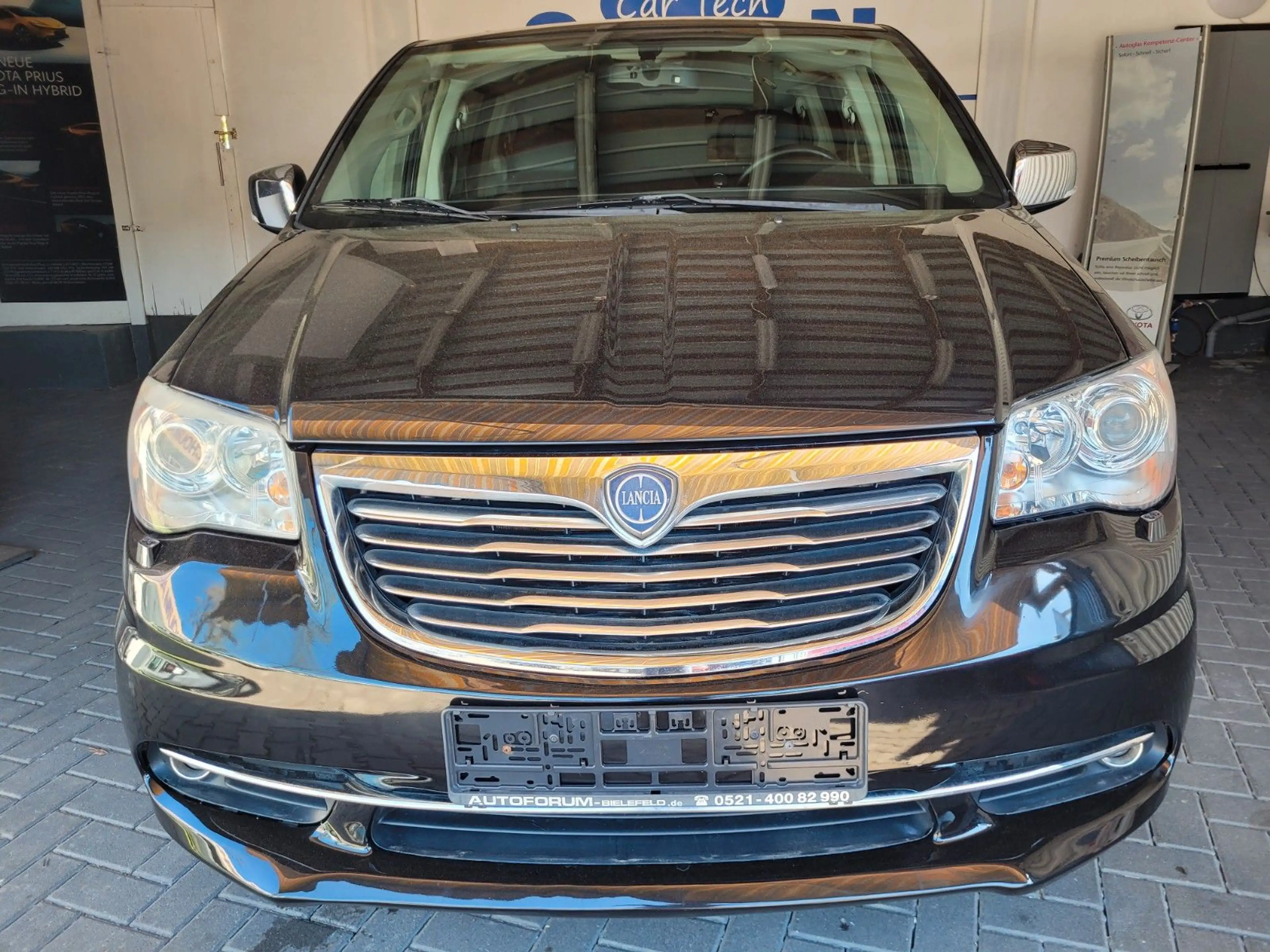 Lancia Voyager Gold*XENON*LEDER*NAVI*EL.SCHIEBTÜREN — photo 8