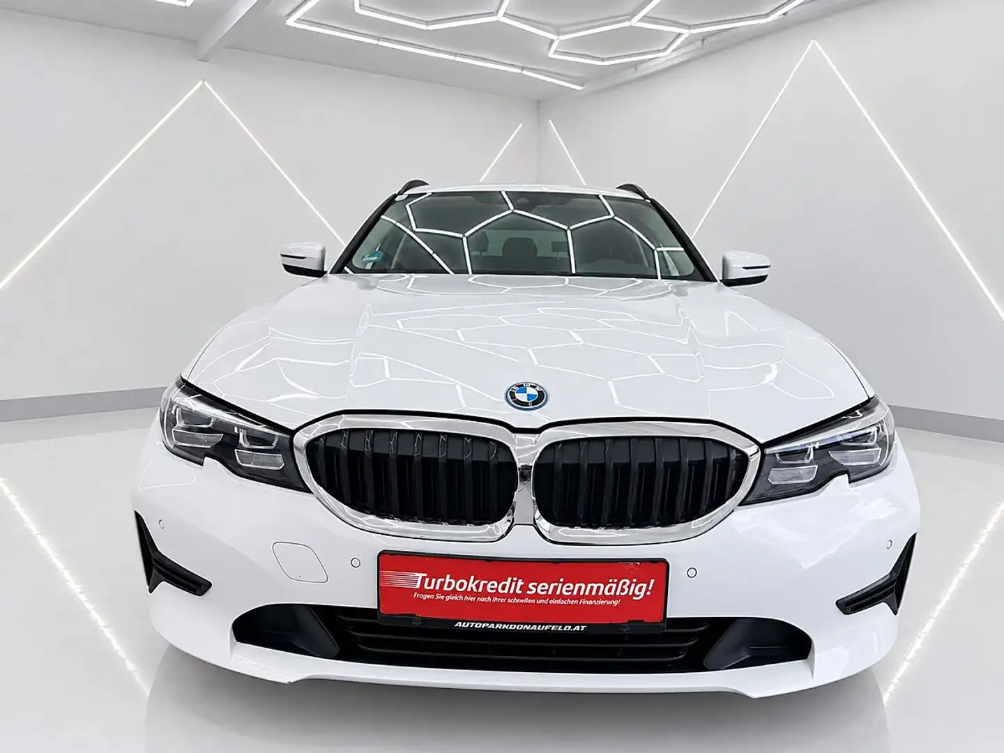 BMW Sonstige 3er-Reihe 3er- 320 e/1.Besitz/Gepflegt Weiß - 2