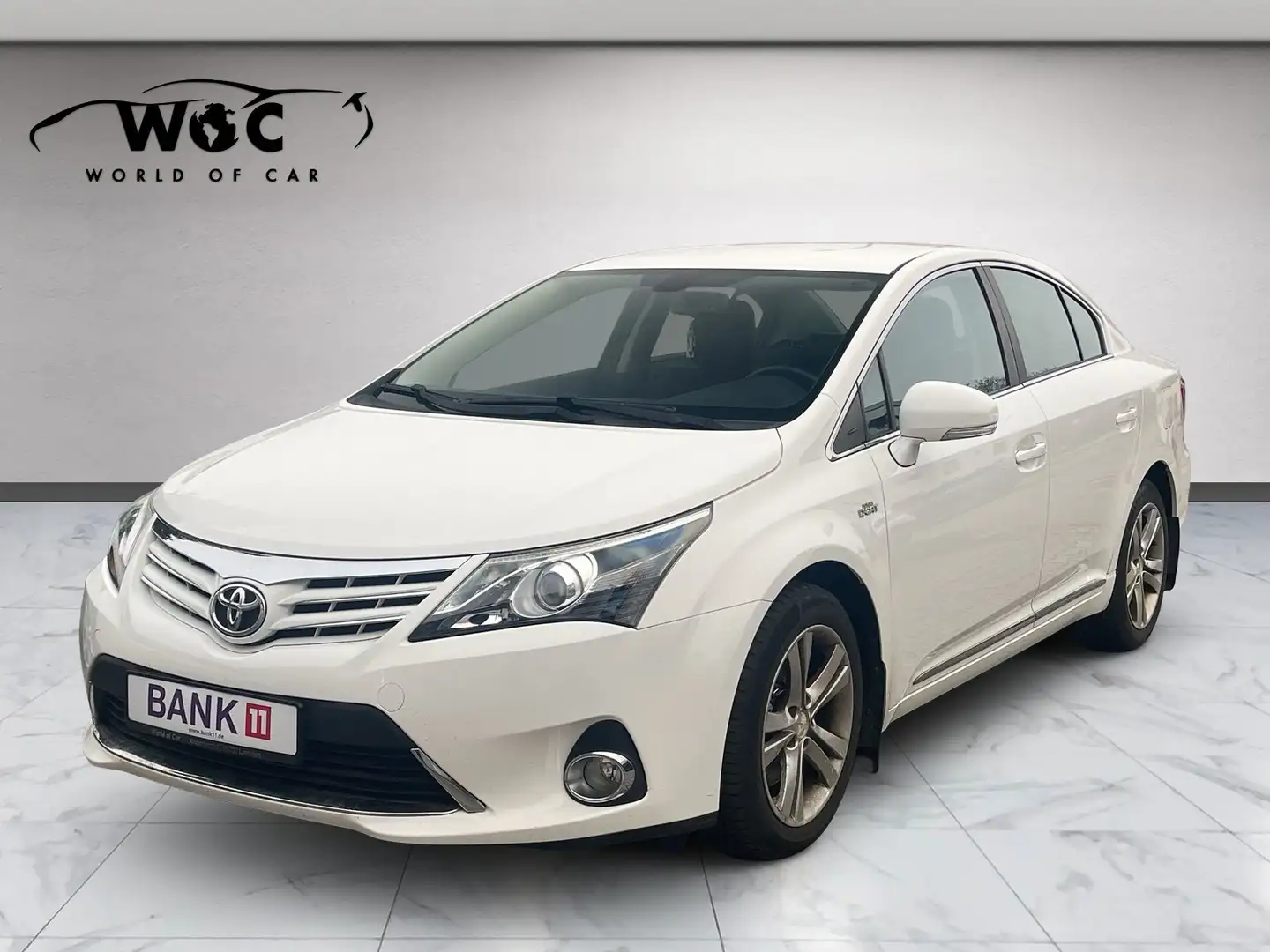 Toyota Avensis Executive 2.2 D-4D D-Cat RFK*SHZ*LEDER*TEMPOMAT Weiß - 1