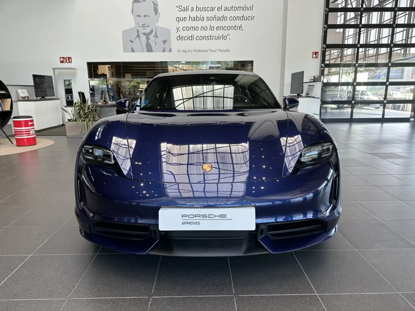 Porsche Taycan Turbo Bleu - 2