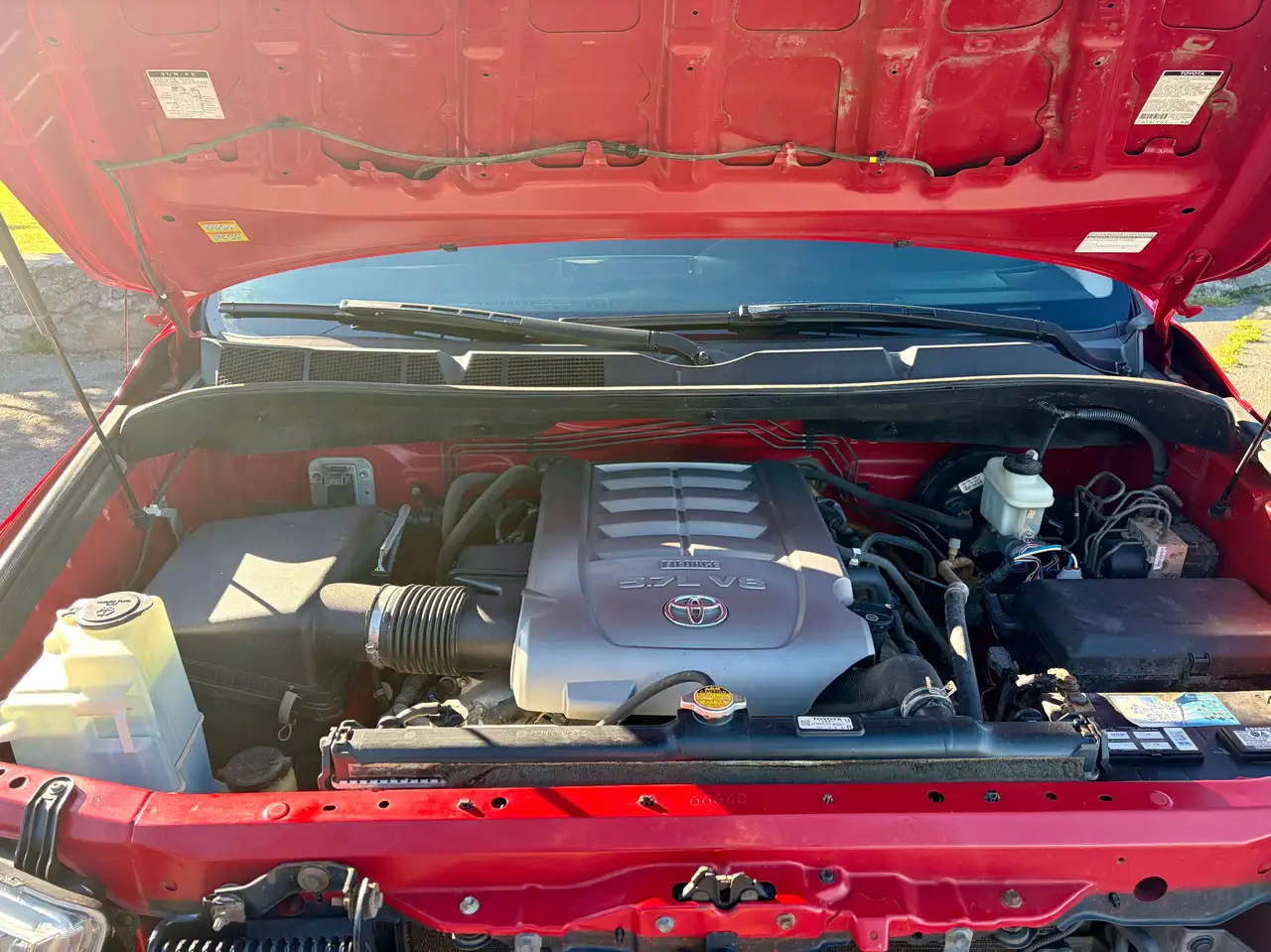 Toyota Tundra снимка Toyota Tundra