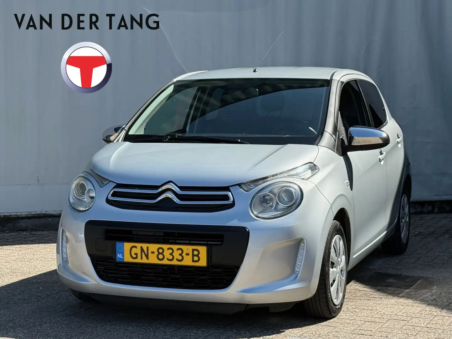 Citroen C1 1.0 e-VTi Shine Airco / Cruise control Grijs - 1