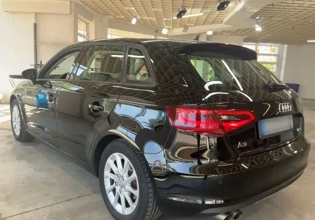 Audi A3 view 3