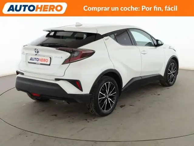 Toyota C-HR view 6
