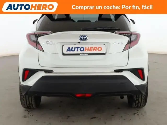 Toyota C-HR view 5