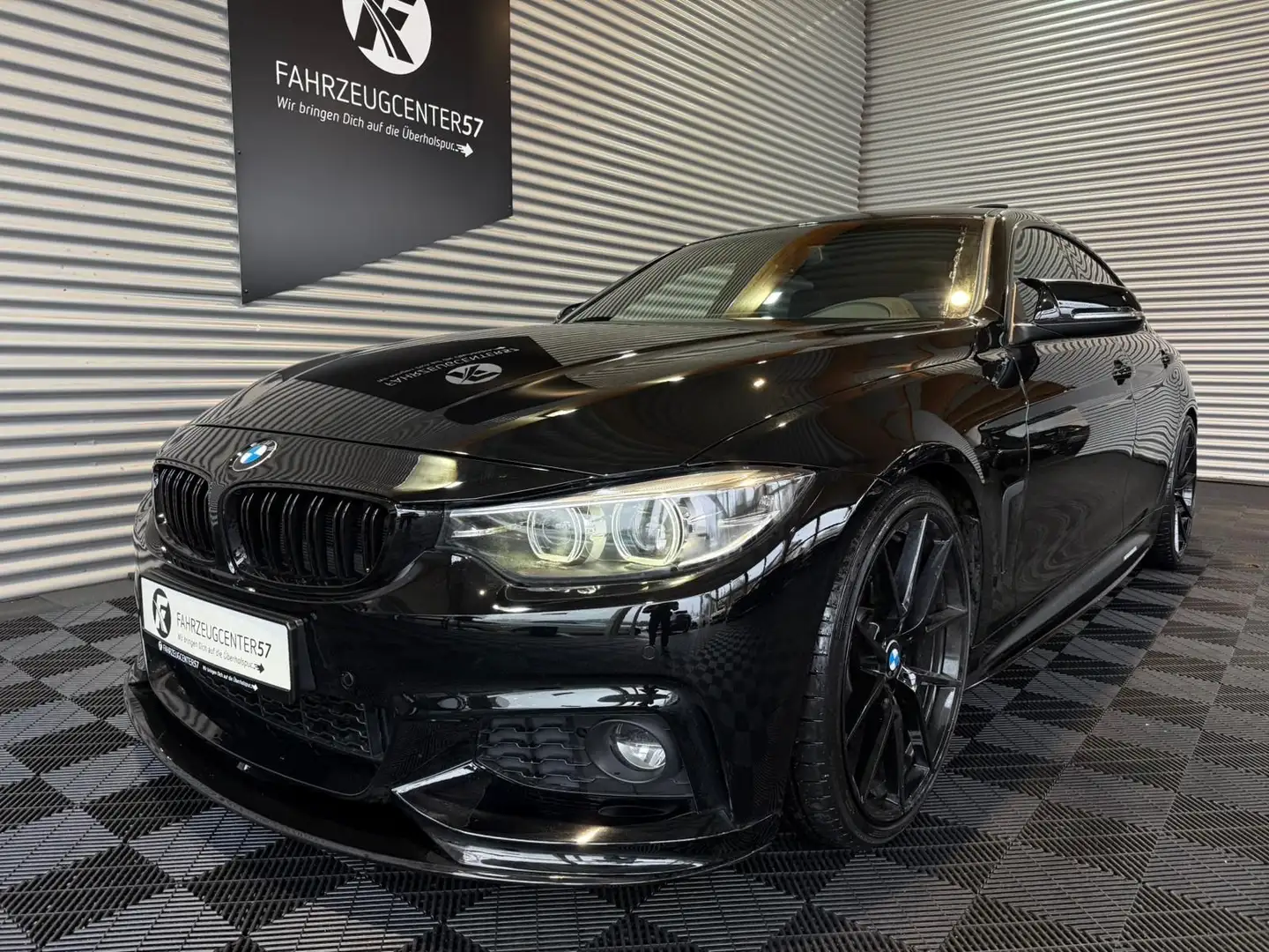 BMW 430 430i Gran Coupé M-PERFORMANCE/H&K/CARPLAY/RFK Schwarz - 2
