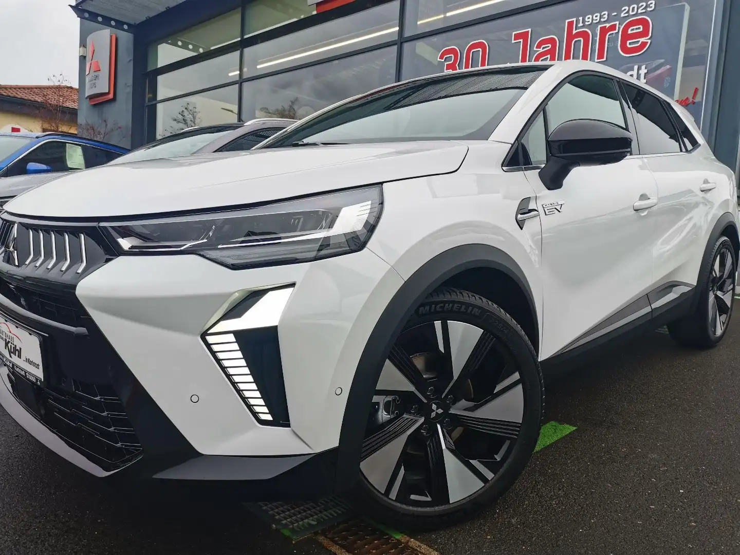 Mitsubishi Grandis Intro Ed. 1.8 Hybrid - 5 Jahre Werksgarantie Weiß - 2