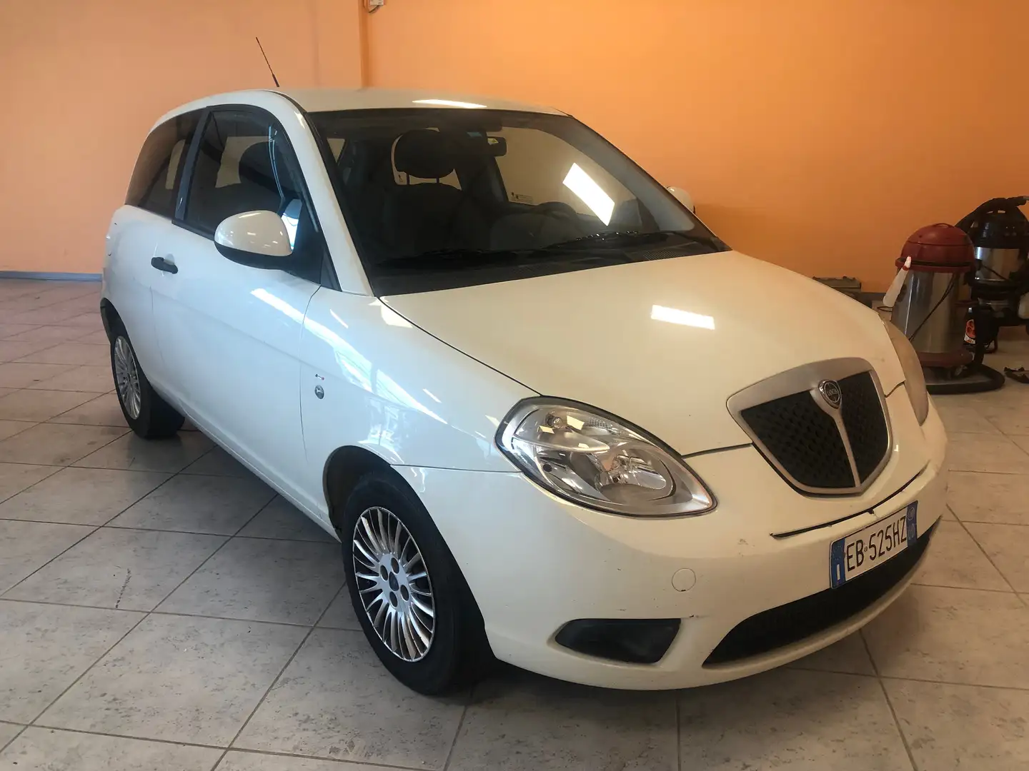 Lancia Ypsilon Ypsilon II 2007 1.2 8v Argento Blanco - 1