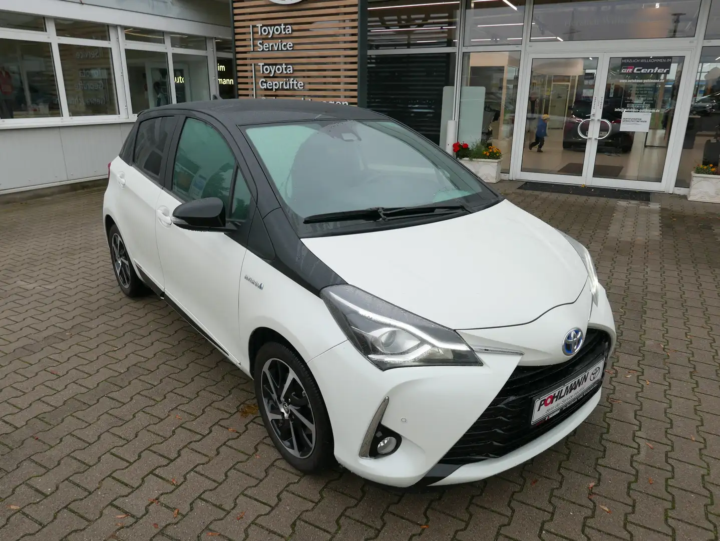 Toyota Yaris Hybrid Style KAMERA*CARPLAY Blanc - 2