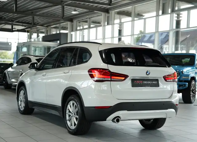 BMW X1 view 14