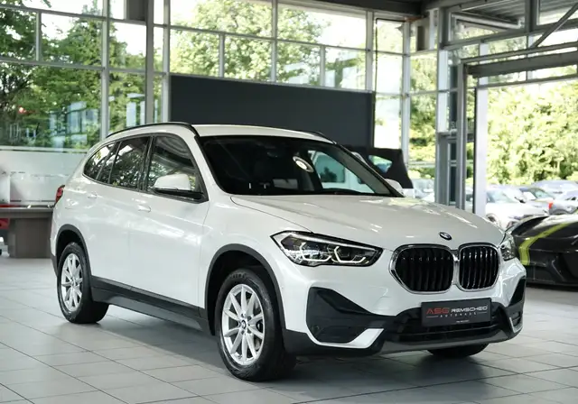 BMW X1 view 11