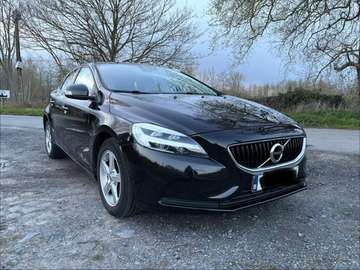 V40 1.5 T2 Edition Geartronic GPF(EU6d-TEMP)