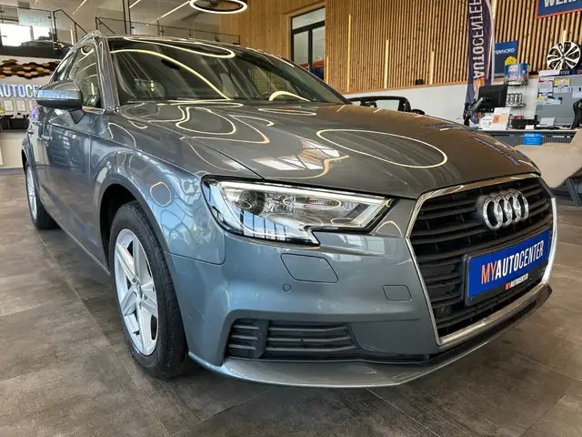 Audi A3 view 3