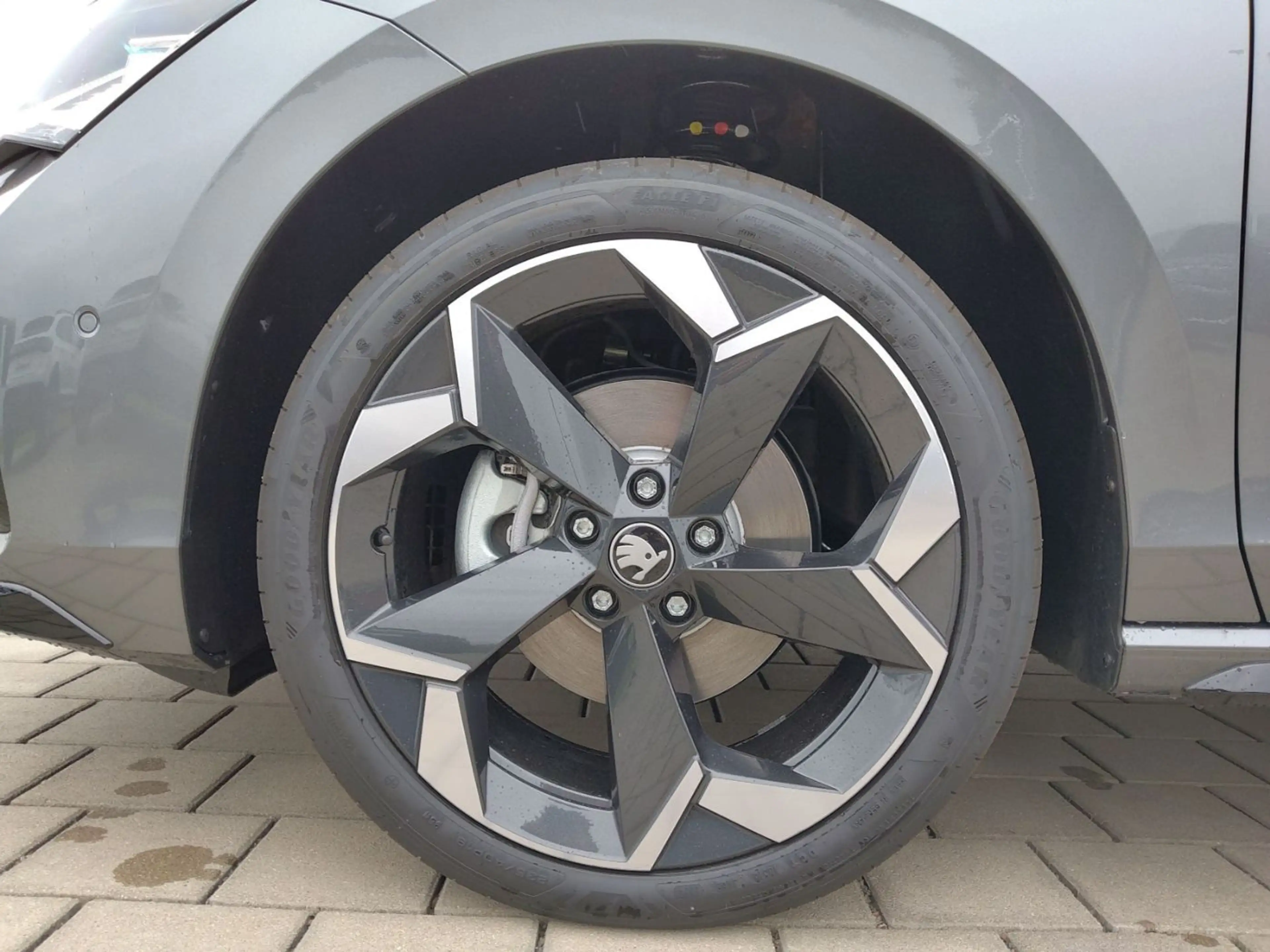 Skoda Superb Combi Sportline 2.0 TDI DSG UPE 57310.- AHK Navi M — photo 8