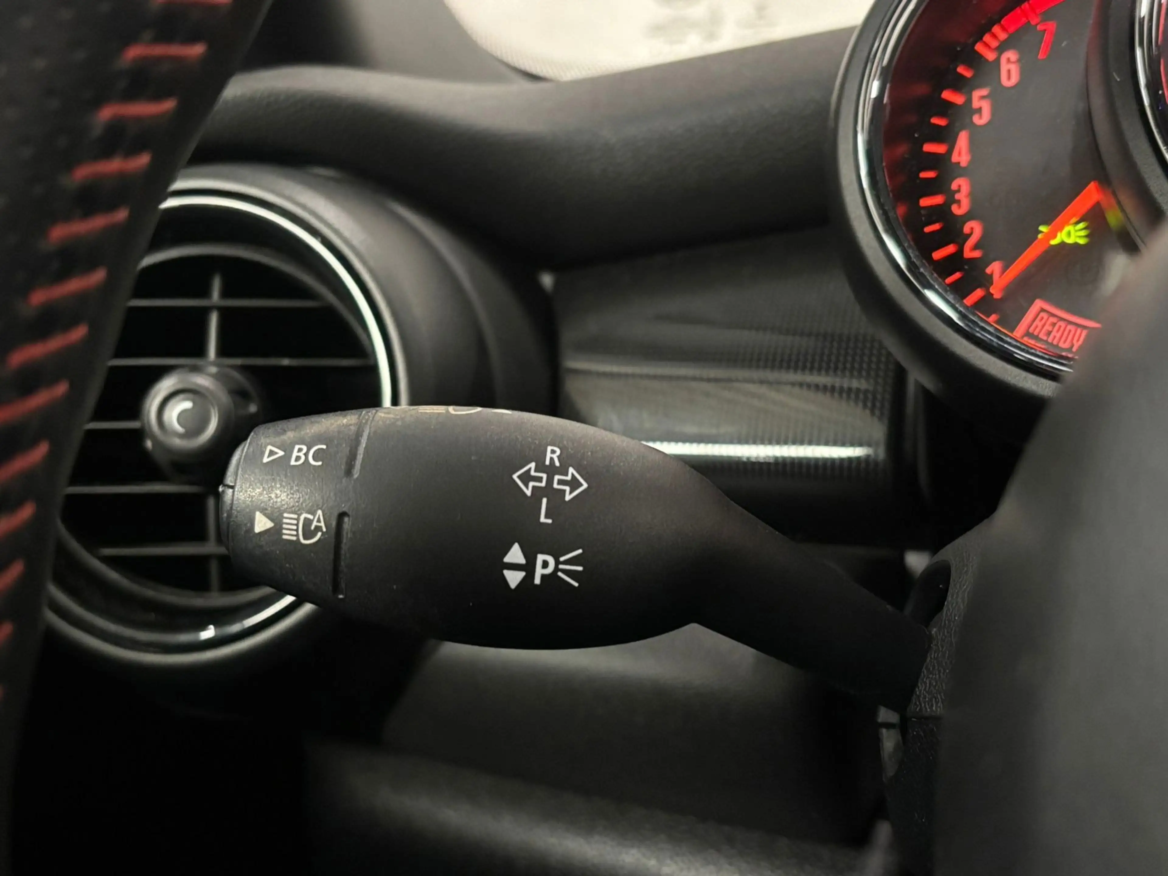 MINI John Cooper Works 5-Deurs 2.0 S JCW 192PK Automaat Pano Leder — photo 23