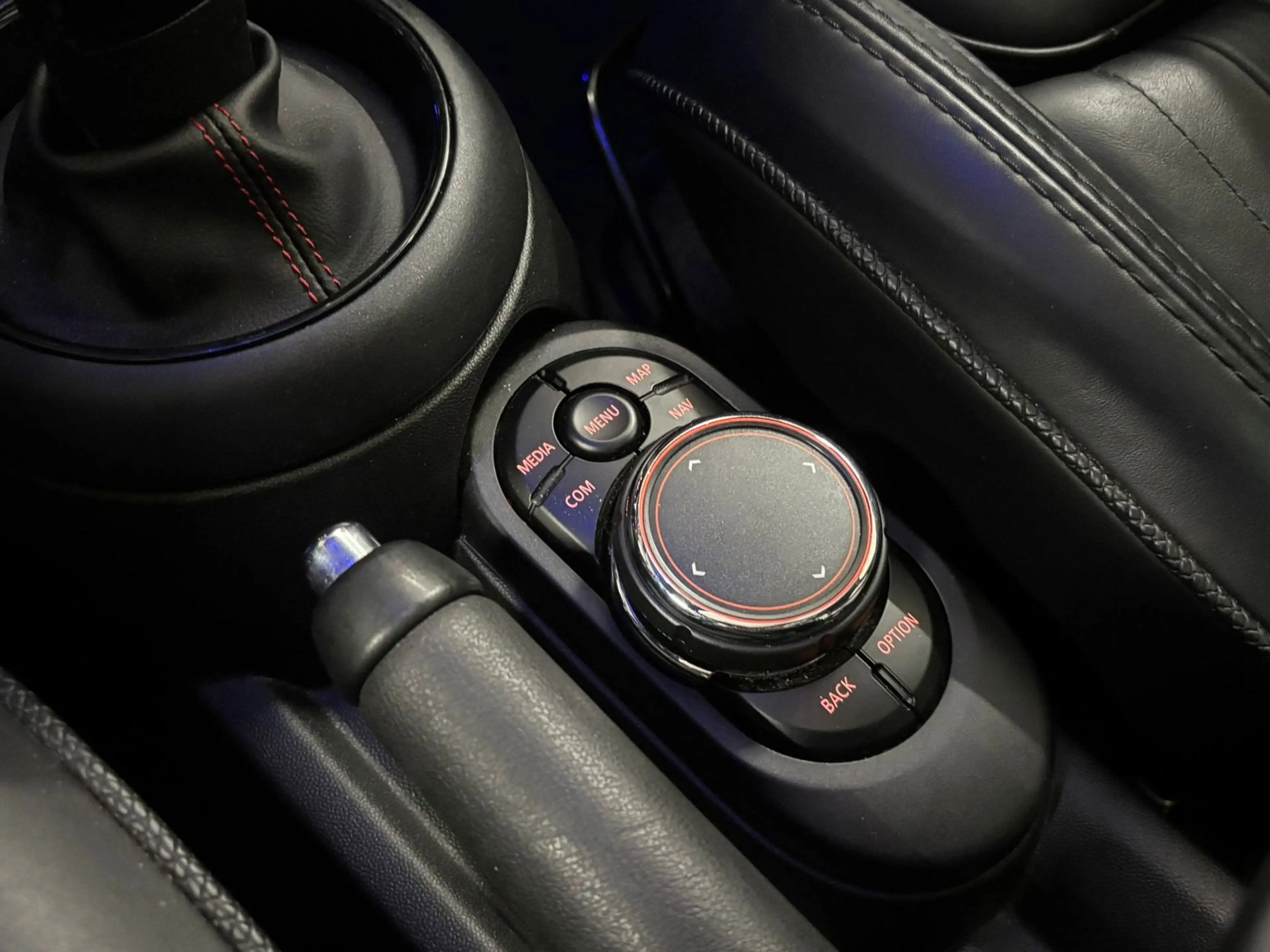 MINI John Cooper Works 5-Deurs 2.0 S JCW 192PK Automaat Pano Leder — photo 29