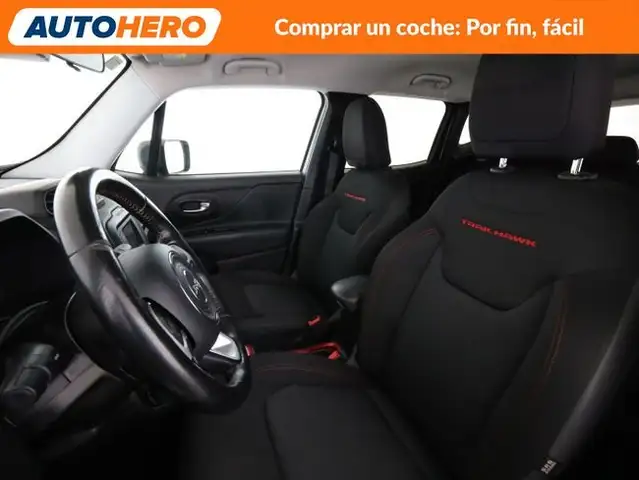 Jeep Renegade view 11