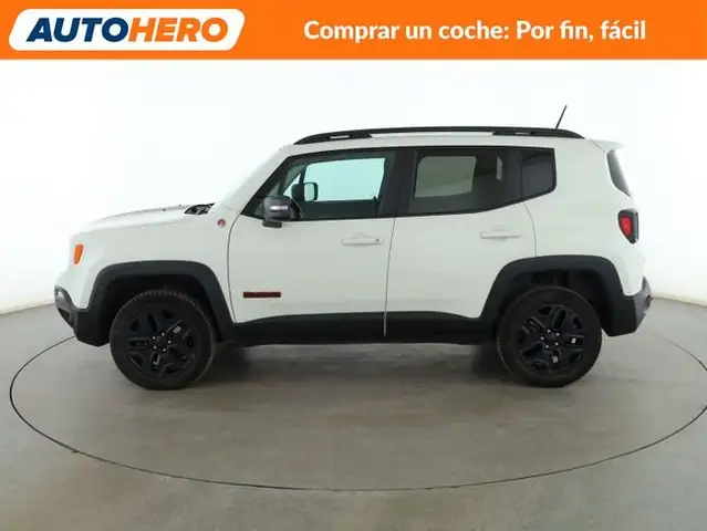 Jeep Renegade view 3