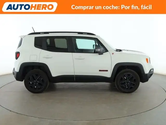 Jeep Renegade view 7