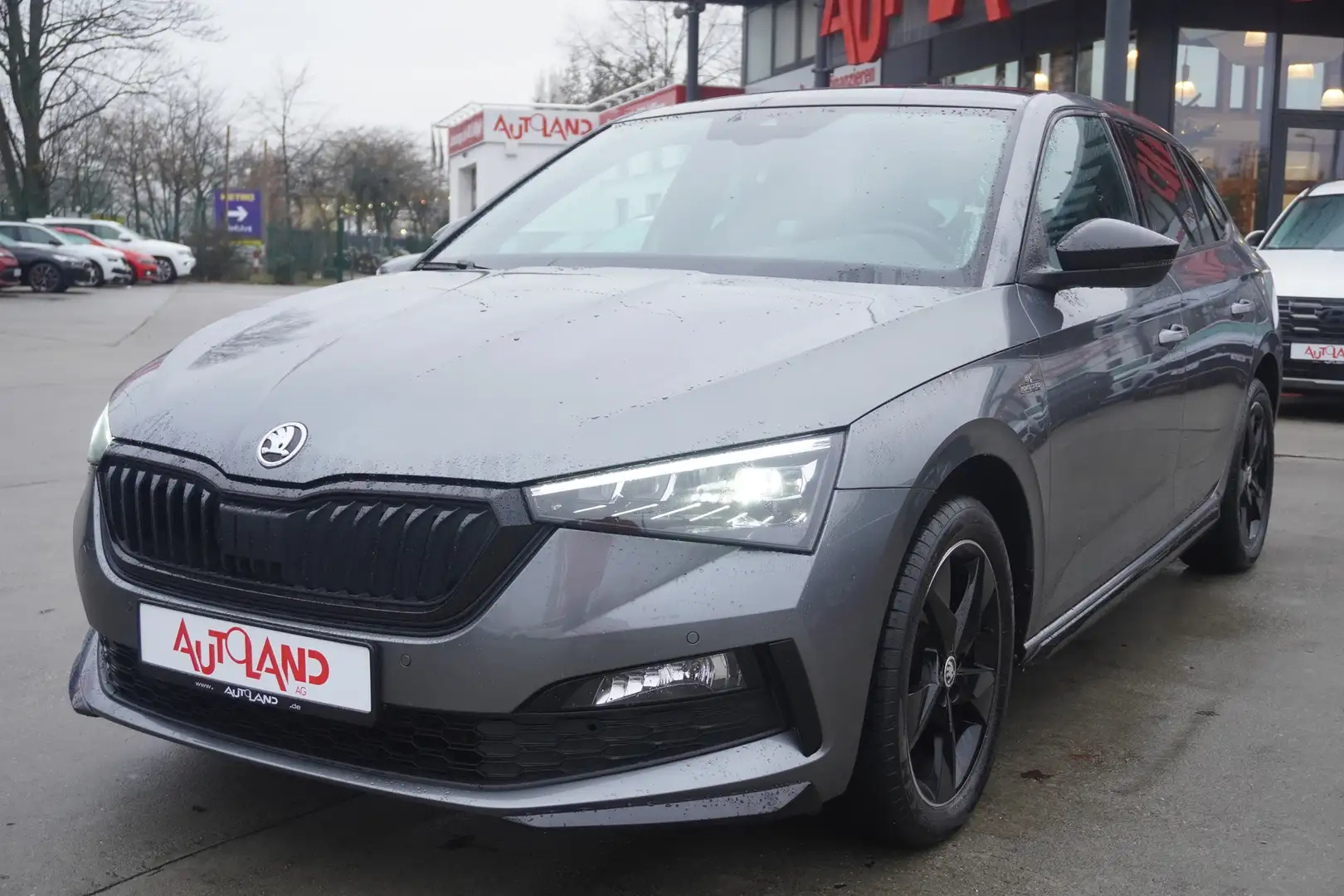 Skoda Scala 1.5 TSI Monte Carlo DSG LED Navi ACC AHK Gris - 2