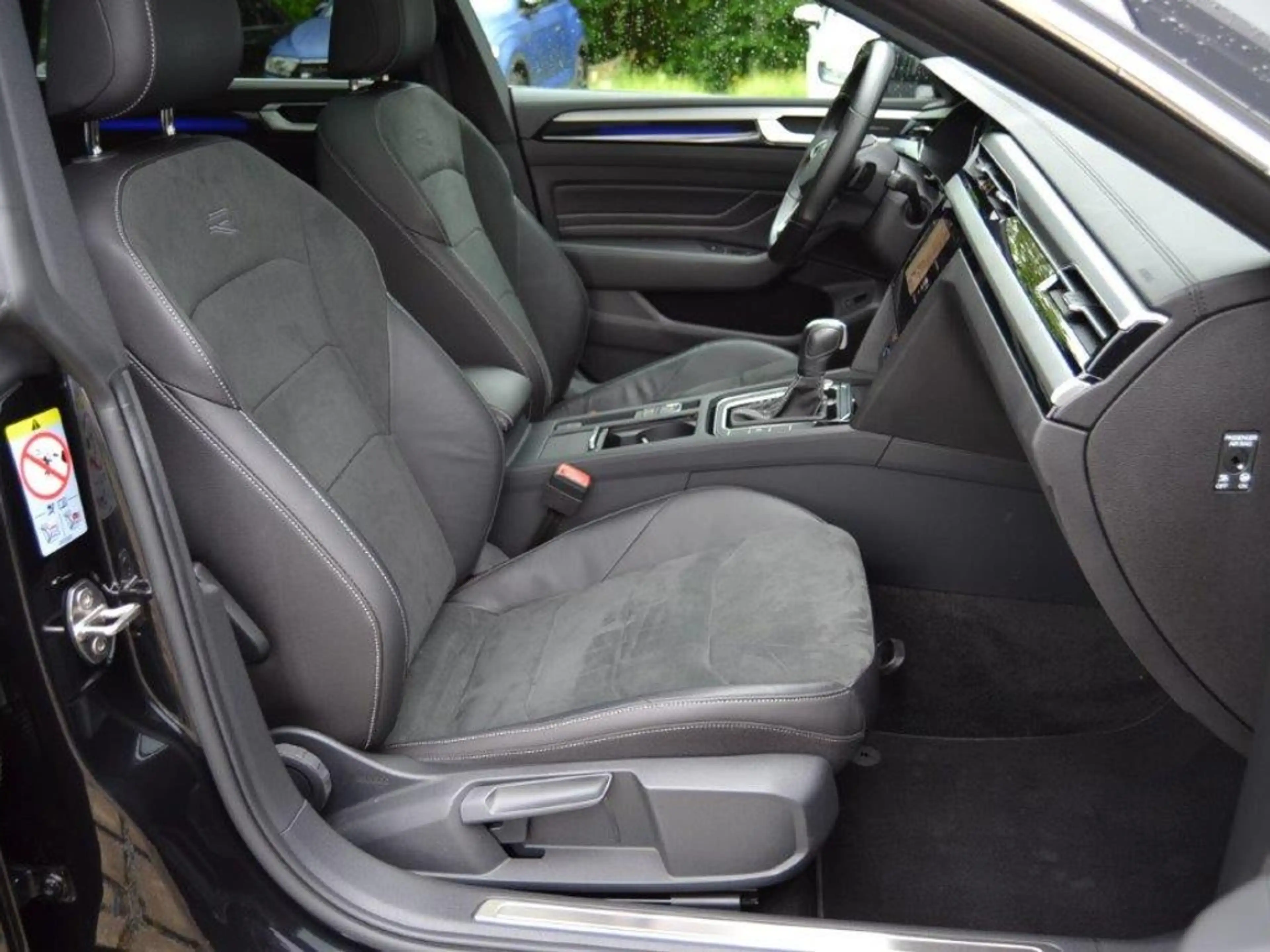Volkswagen Arteon SB 2.0 TDI 200 PS 4M DSG R-Line AHK/PANORAMA/19-Z — photo 6
