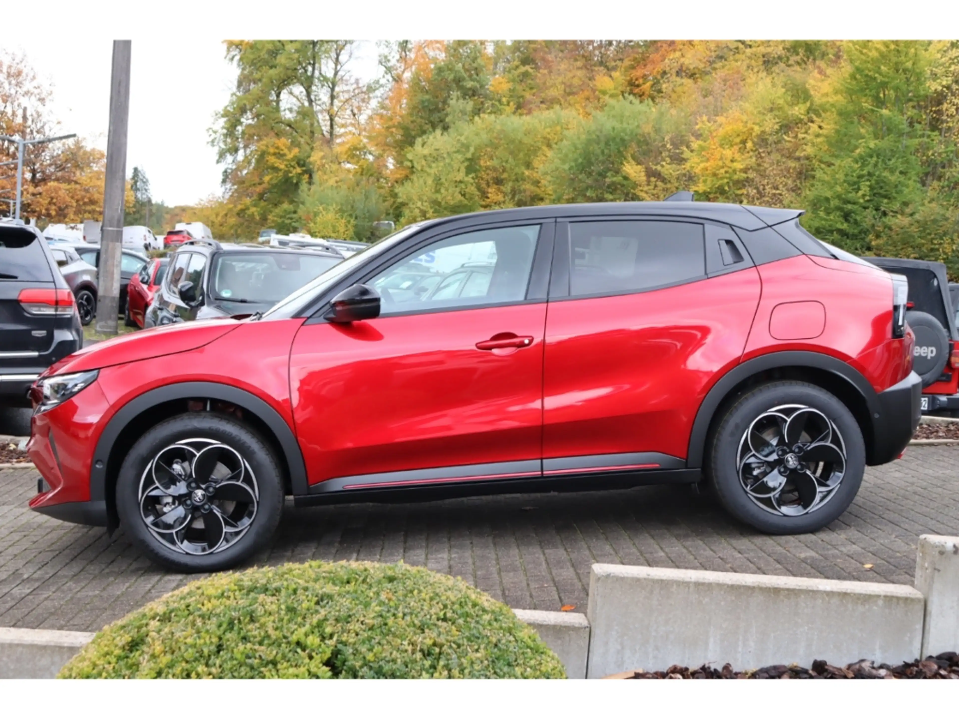 Alfa Romeo Junior IBRIDA Q4 1.2 VGT 145PS DCT6 SPORT SABELT — photo 6