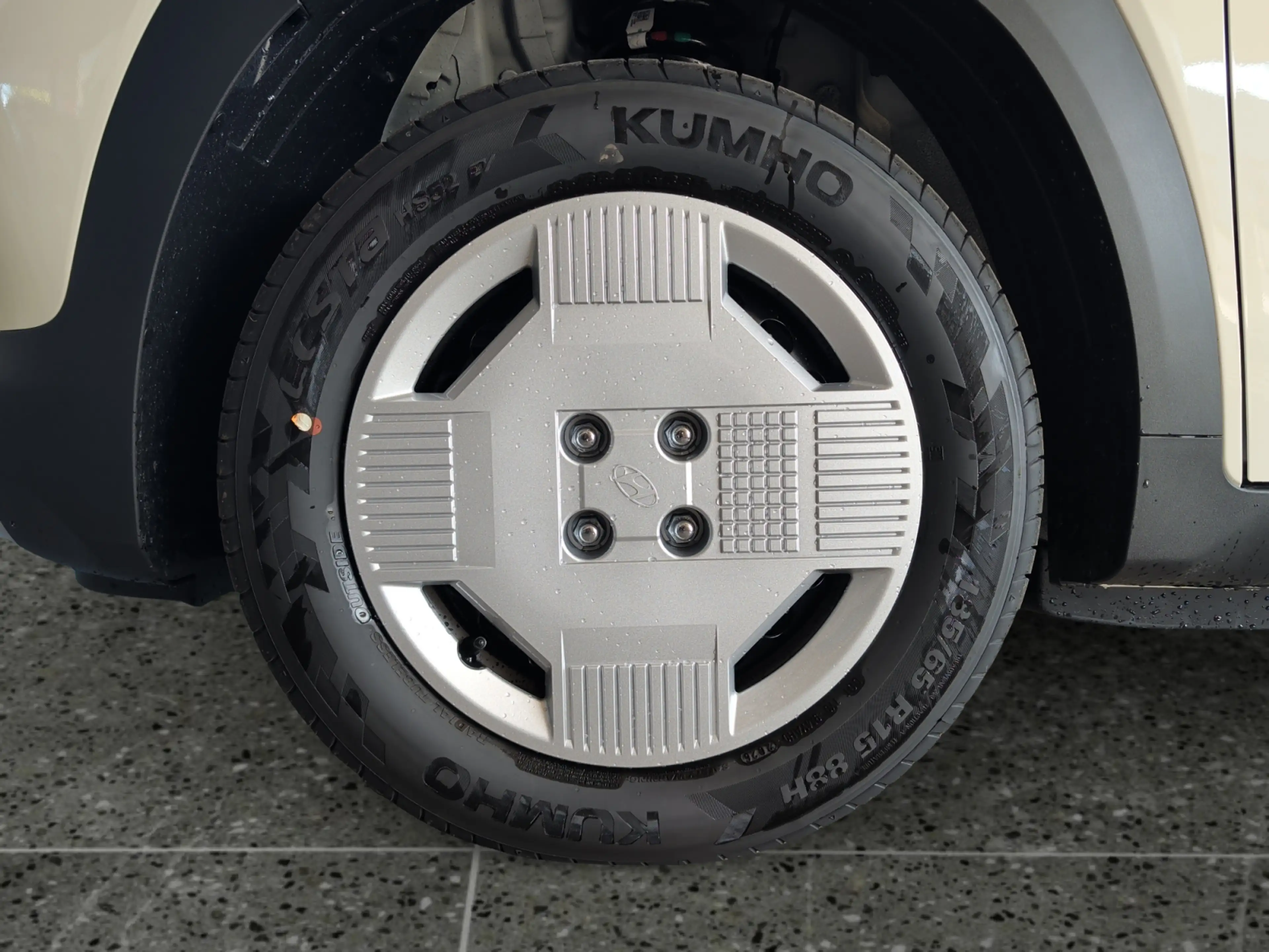 Hyundai Inster Smart Line 49kWh — photo 15