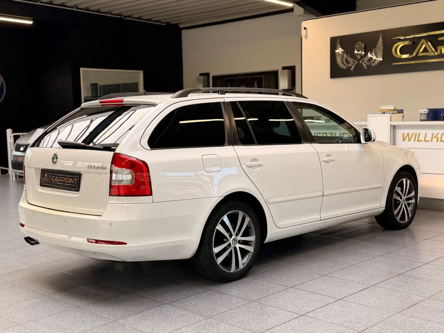 Skoda Octavia /Xenon/SHZ/PDC/Automatik Wit - 2