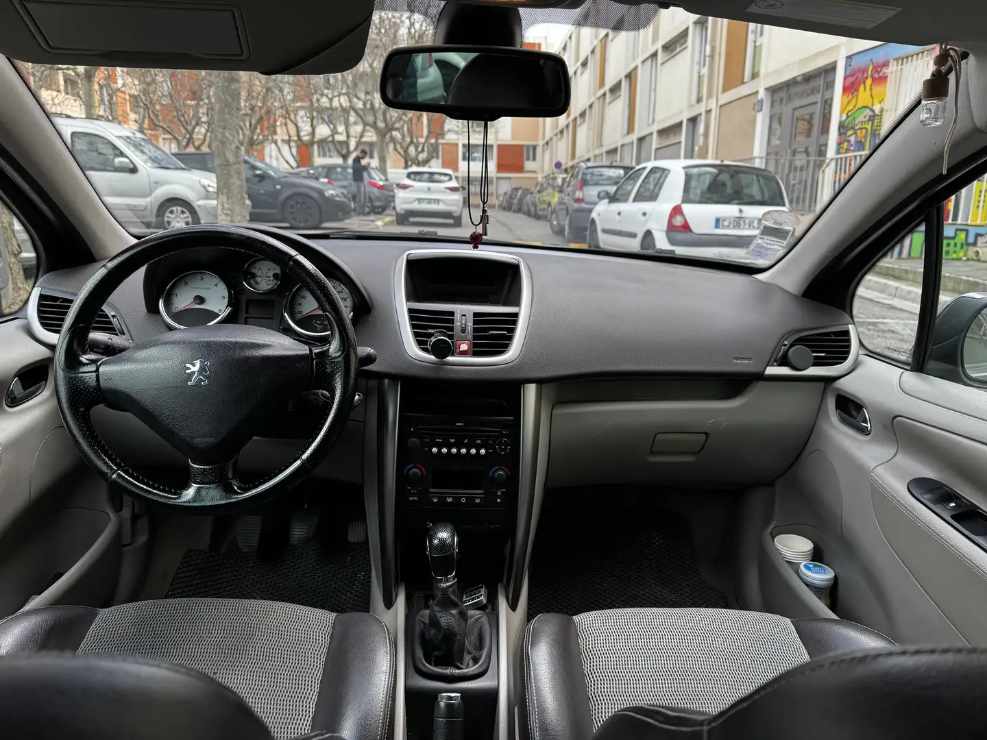 Peugeot 207 - 2