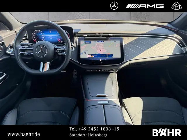 Mercedes-Benz E-Class view 4
