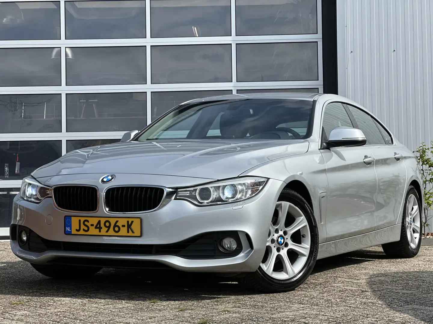BMW 420 4-serie Gran Coupé 420i Centennial High Executive siva - 1