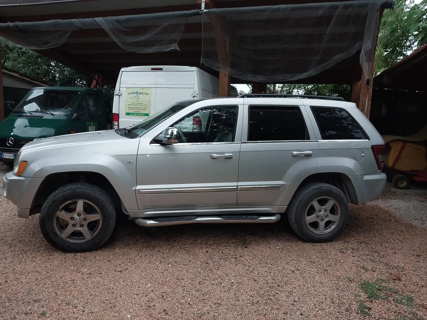 Jeep Grand Cherokee 3.0 V6 crd Laredo auto - 2