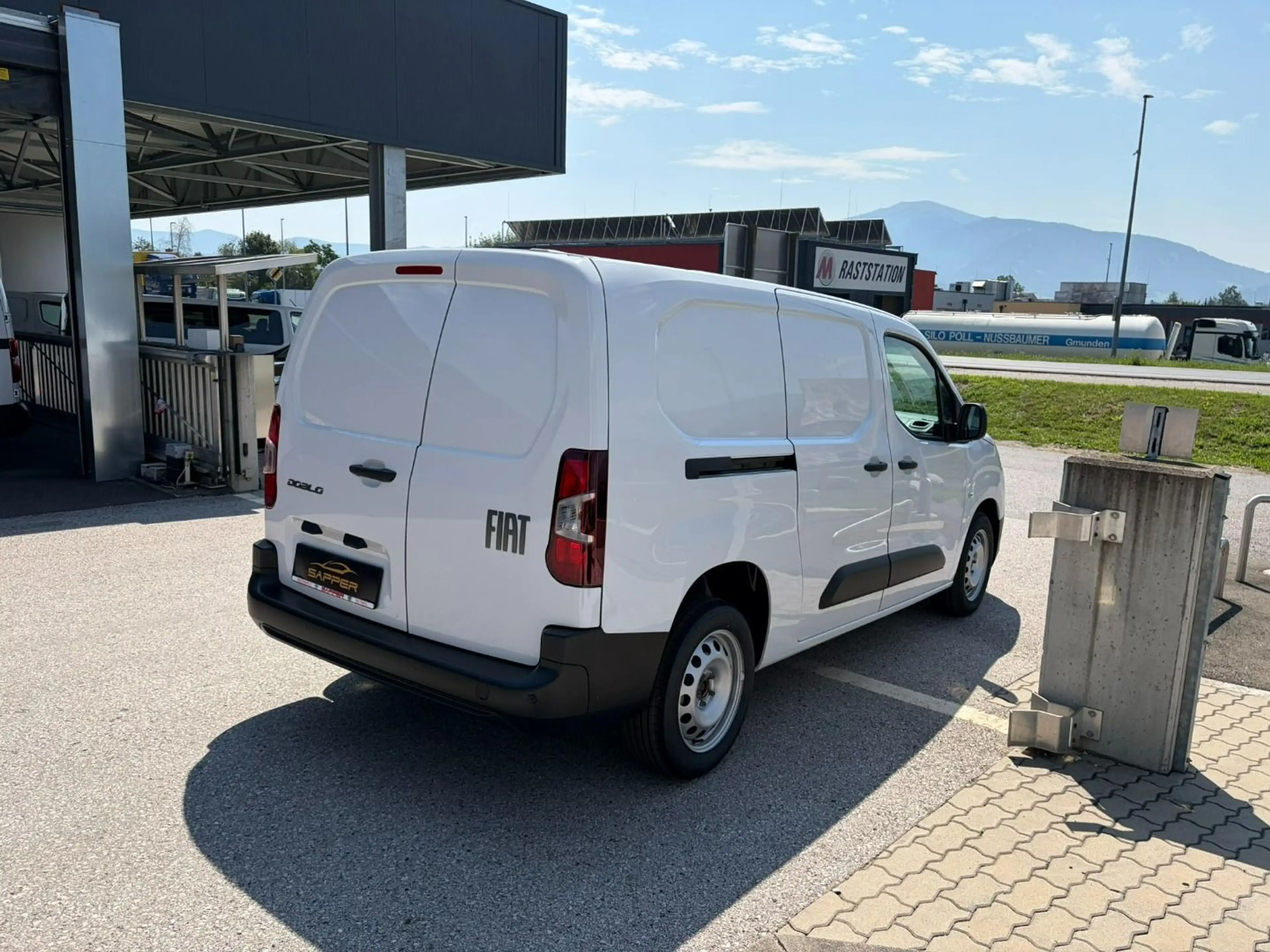 Fiat Doblo Doblò KW XL Diesel 100 Manuell — photo 5