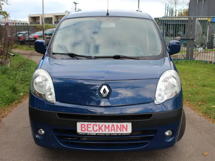 Renault Kangoo Happy Family