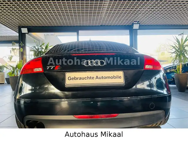 Audi TT view 6
