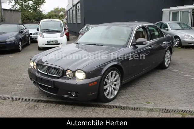 Jaguar XJ 2.7 D XJ6 Executive*2.HAND*TOPZUSTAND*VOLL*